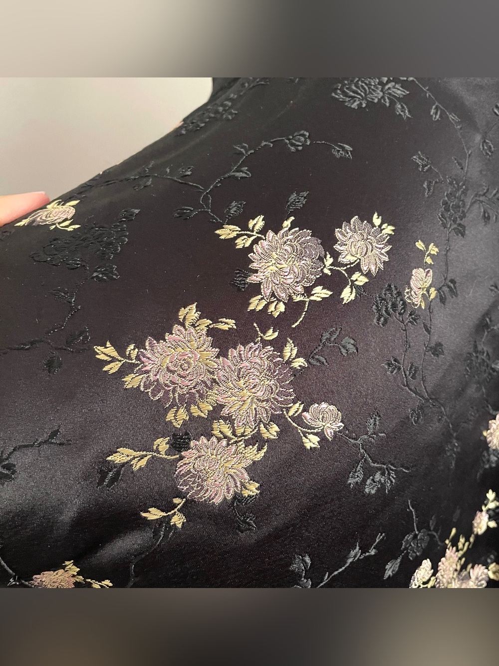 Vintage Chinese Black Satin Silk Blend Brocade Blouse - Small - Picture 8 of 11
